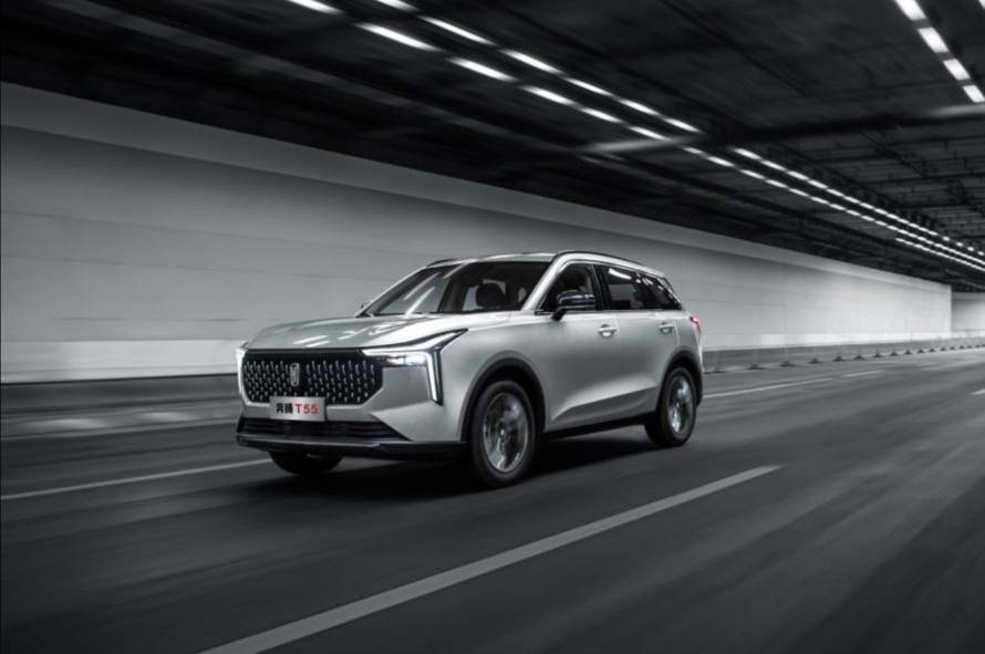 一汽奔腾t55:169马力 国产suv,高配车11.29万元