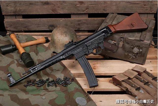 风暴突击stg44步枪二战德军步兵神器现代自动步枪的鼻祖