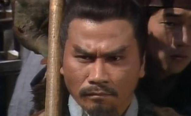 71岁"欧阳锋"朱铁和近照,目光如炬老当益壮,曾成功塑造裘千仞