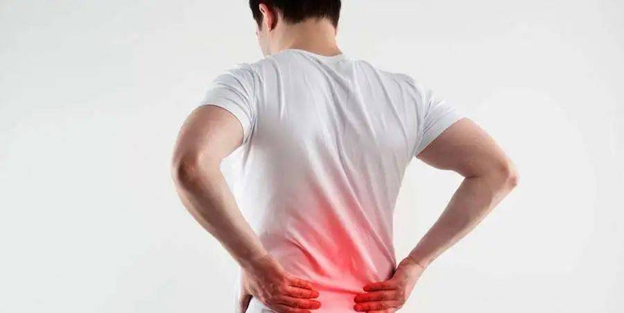 腰痛是指下腰,腰骶和臀骶等部位的疼痛,可伴有一侧或两侧下肢的放射痛