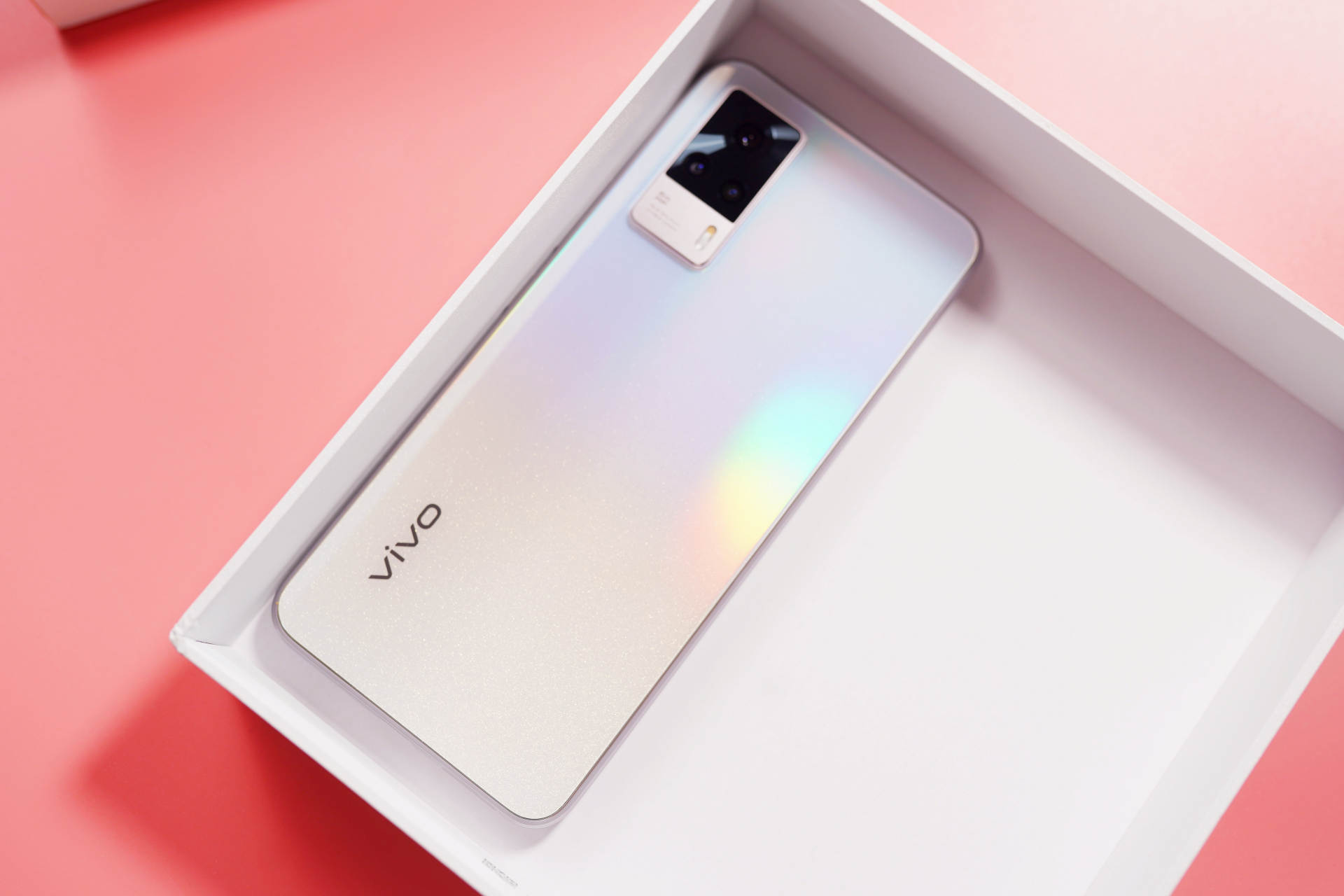 vivoS9e手机,vivo手机s9xs9 极致纤薄vivos9e称得上是年轻人的自拍旗舰