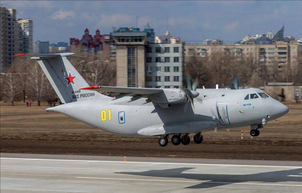 伊尔112v轻型运输机第二次首飞将取代俄军现役安26机队