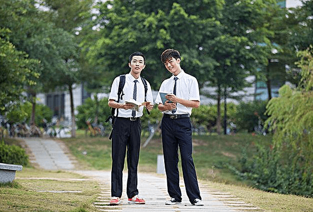 国内大学能有多大?"长春坐落在吉大",华科大学生上学要坐地铁