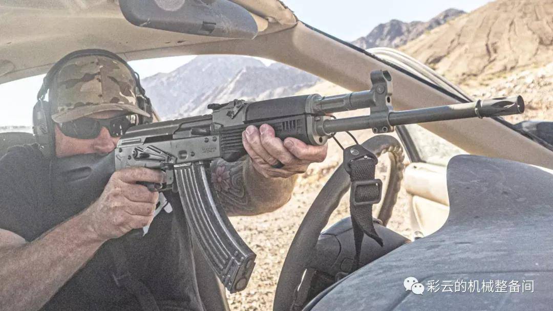 美国步枪动力学公司打造"ak中的凯迪拉克"