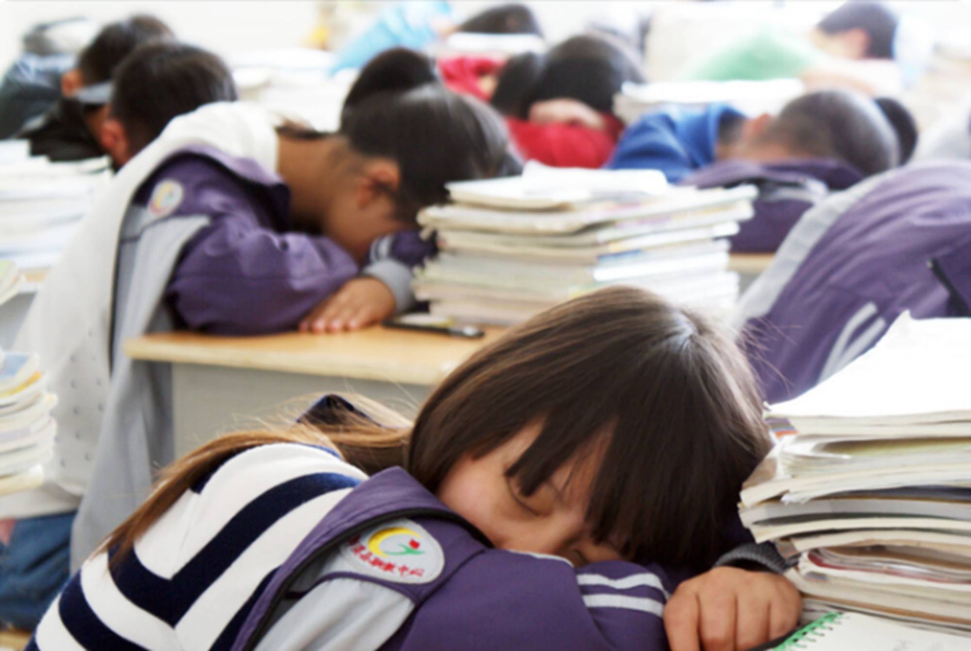 午休课走入中小学学生睡眠问题有救了五一假期后开始推行