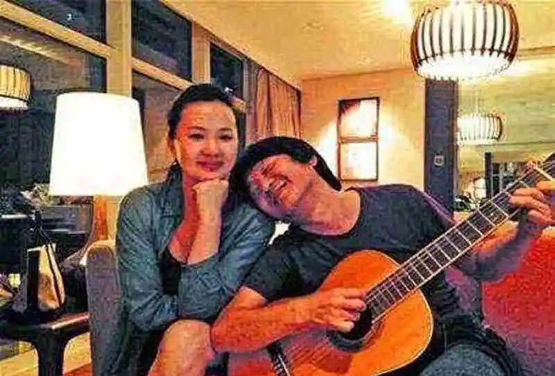 演员咏梅背后的故事:王菲曾是她的情敌,与栾树相爱26年恩爱如初