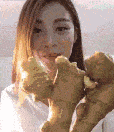 原创搞笑gif段子:姑娘,下次真别这样玩了,自己有没有技术不知道吗?