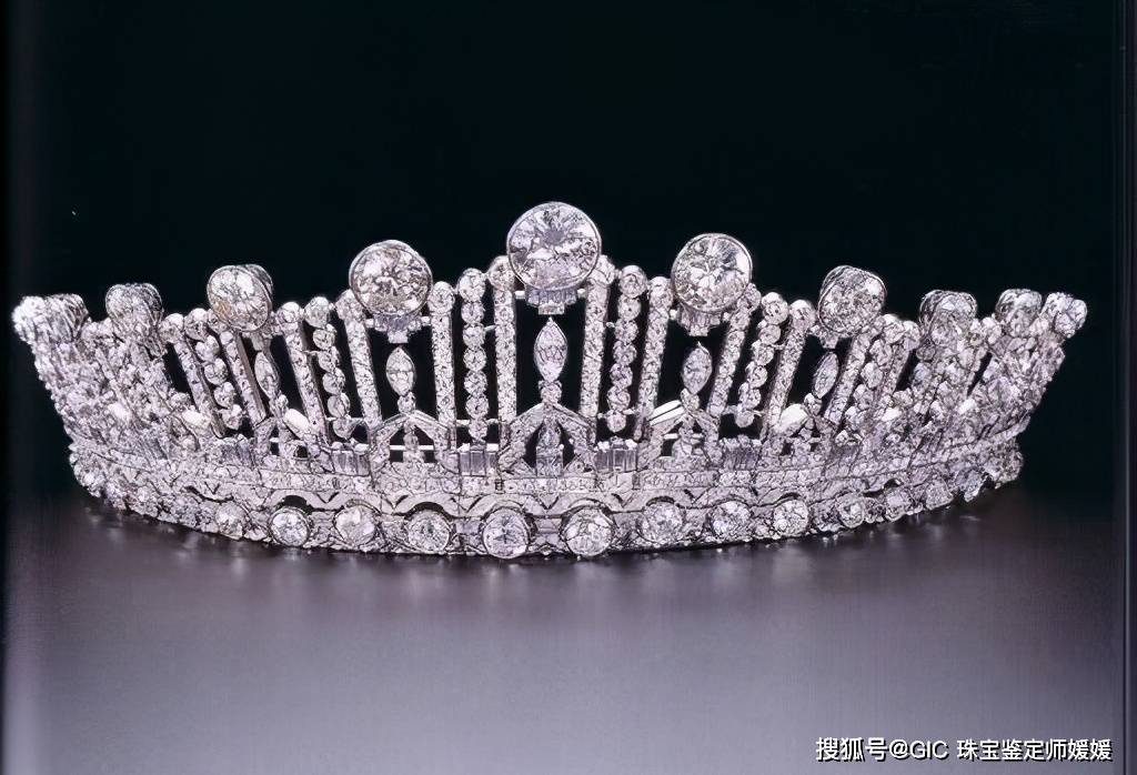 欧洲顶级的钻石皇冠,设计和工艺都很精湛,奢华程度超越你的想象_王冠