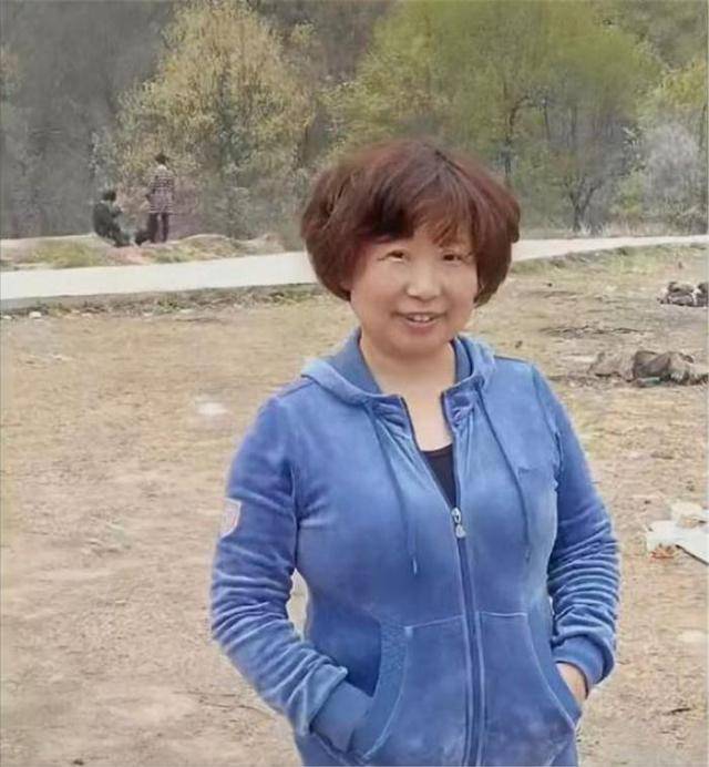 原创嘲讽许敏追查真相是妄想?淮河医院庭审上的亮相,让网友们惊了