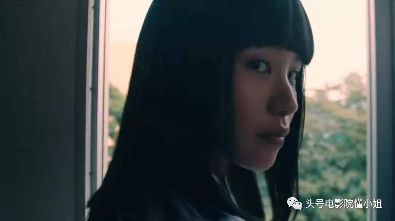 《禁忌女孩》影评:8.5分R级暗黑剧!校园恶女回归,一口气放出8集,全是真实事件改编