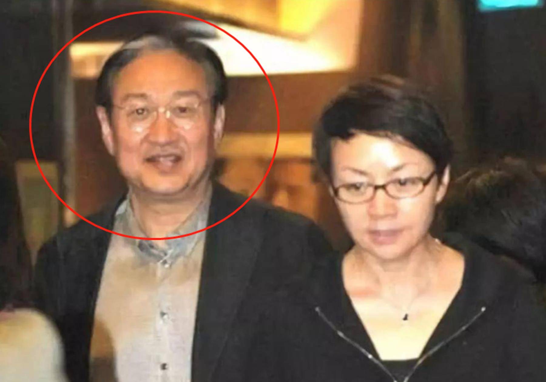 原创宋丹丹的三婚丈夫:相识28天闪婚,继子巴图不认英达,却管他叫爸