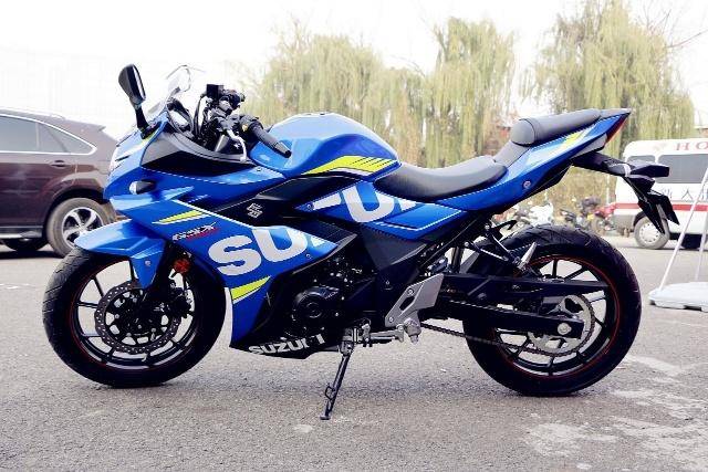实力比肩ninja250,你会为这台gsx250r买单么?_搜狐