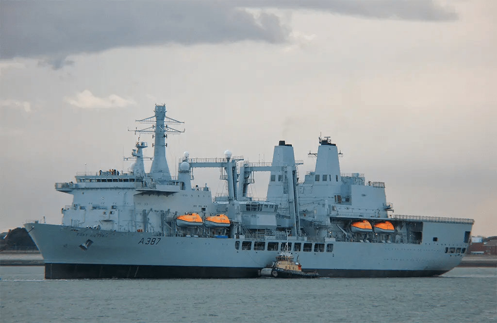 原创英国海军最大短板仅剩1艘干货补给舰如果打仗如何补充弹药