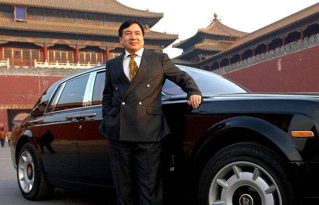首位买法拉利的中国人:坐拥"京a88888"车牌,被人称为北京首富