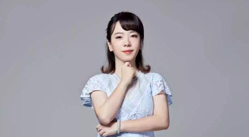 原创北斗女神徐颖获人民日报点名表扬网友实力与颜值并存