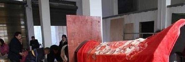 人假如没有死透,在火化炉中一旦醒来,能否有机会呼救求生?