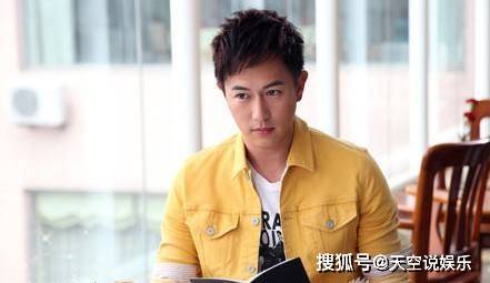 从tvb五小生再到退圈,陈键锋经历太坎坷了