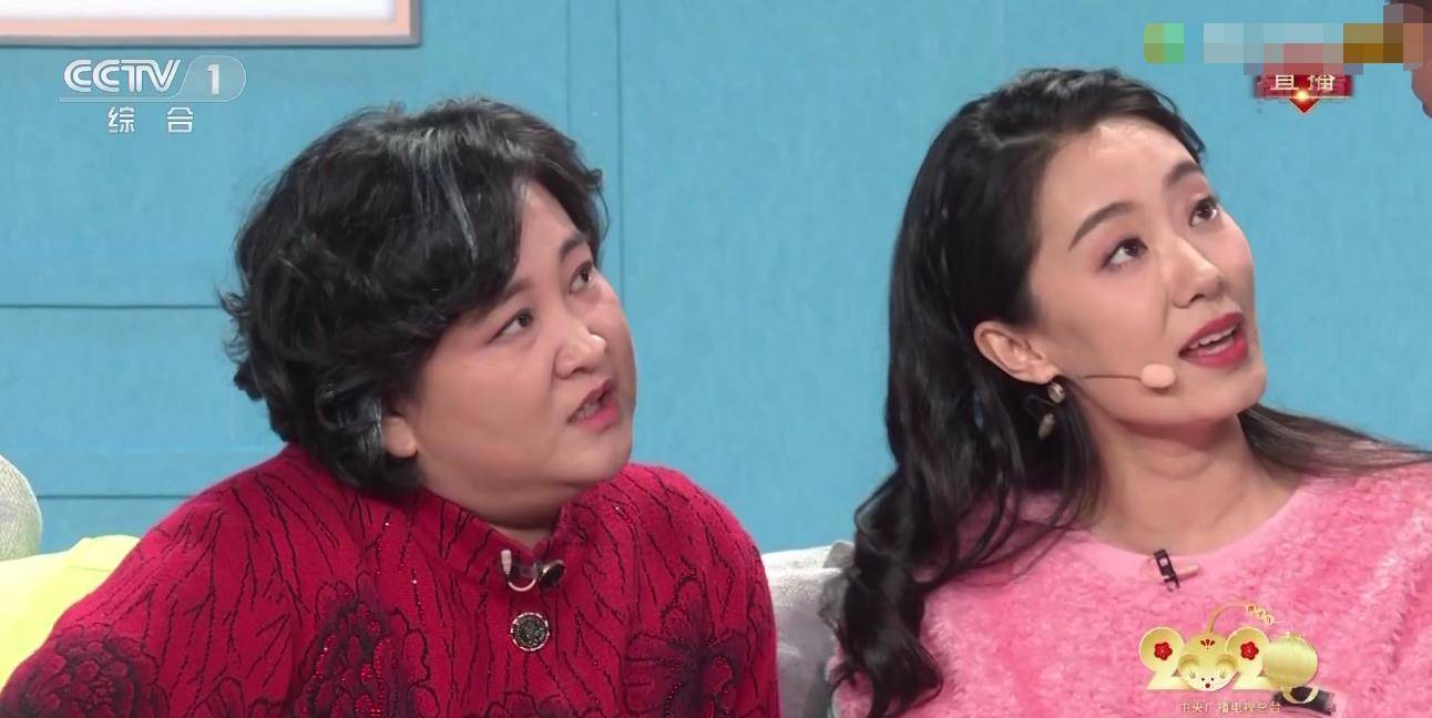 2020央视春晚# 贾玲和张小斐的小品《婆婆妈妈》让人捧腹大笑倍感
