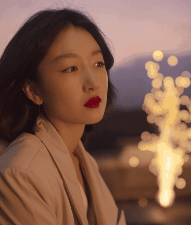 周冬雨opporeno5海报,周冬雨opporeno7海报 原创闷声去当妈?周冬雨斩获影后顺利隐身,新作登戛纳连粉丝都不知道?