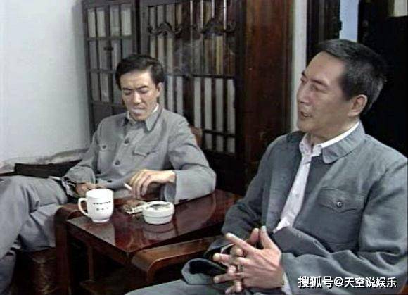 原创1995年《布尔什维克兄弟》,李幼斌,何政军互怼,还有青涩的牛莉!