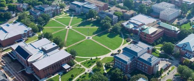 西弗吉尼亚大学成立于1867年,是西弗吉尼亚州最具规模的大学,在校生