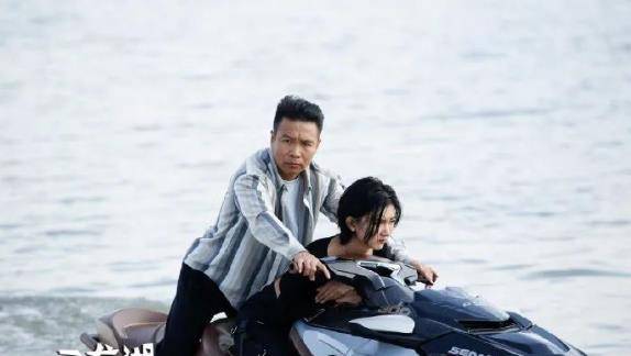 《二龙湖爱情故事2021》真解压神剧,这样的东北喜剧让
