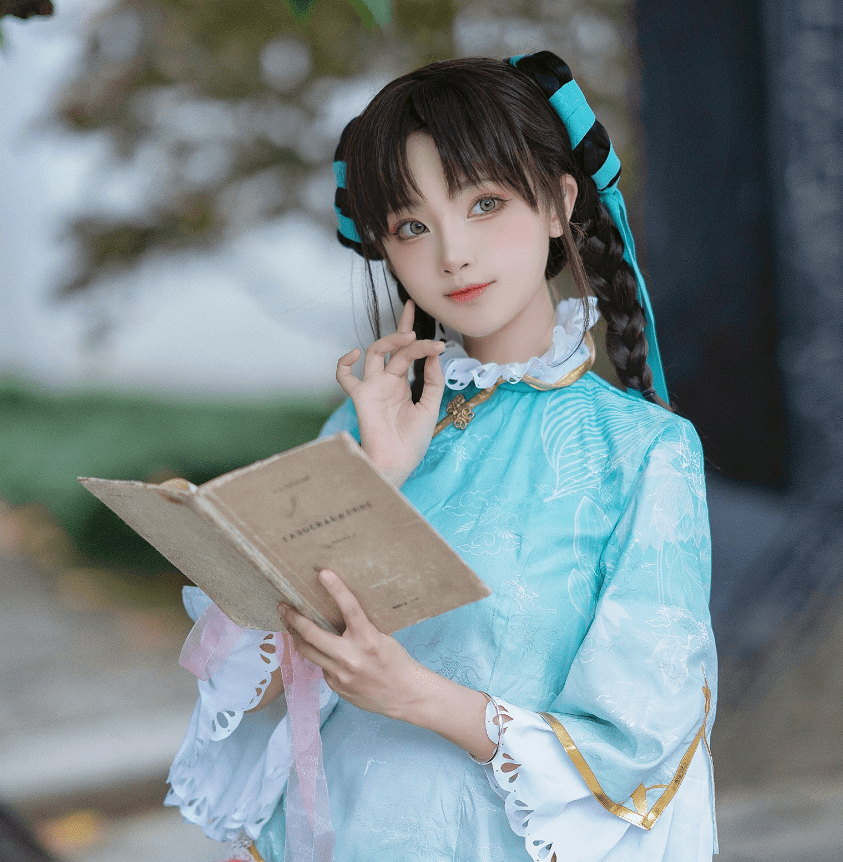 不得不承认, 很多人看待二次元尤其是cosplay的时候都带有偏见,看待