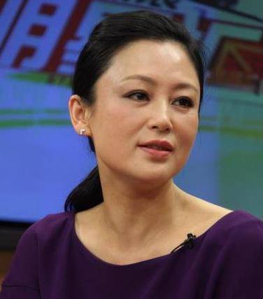 她凭借怀孕抢走倪萍男友,讽刺倪萍是"老女人",今51岁报应来了