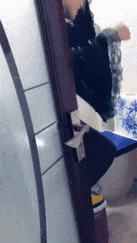 搞笑gif动图,朋友说他发明了永动机,我要不要入一股!