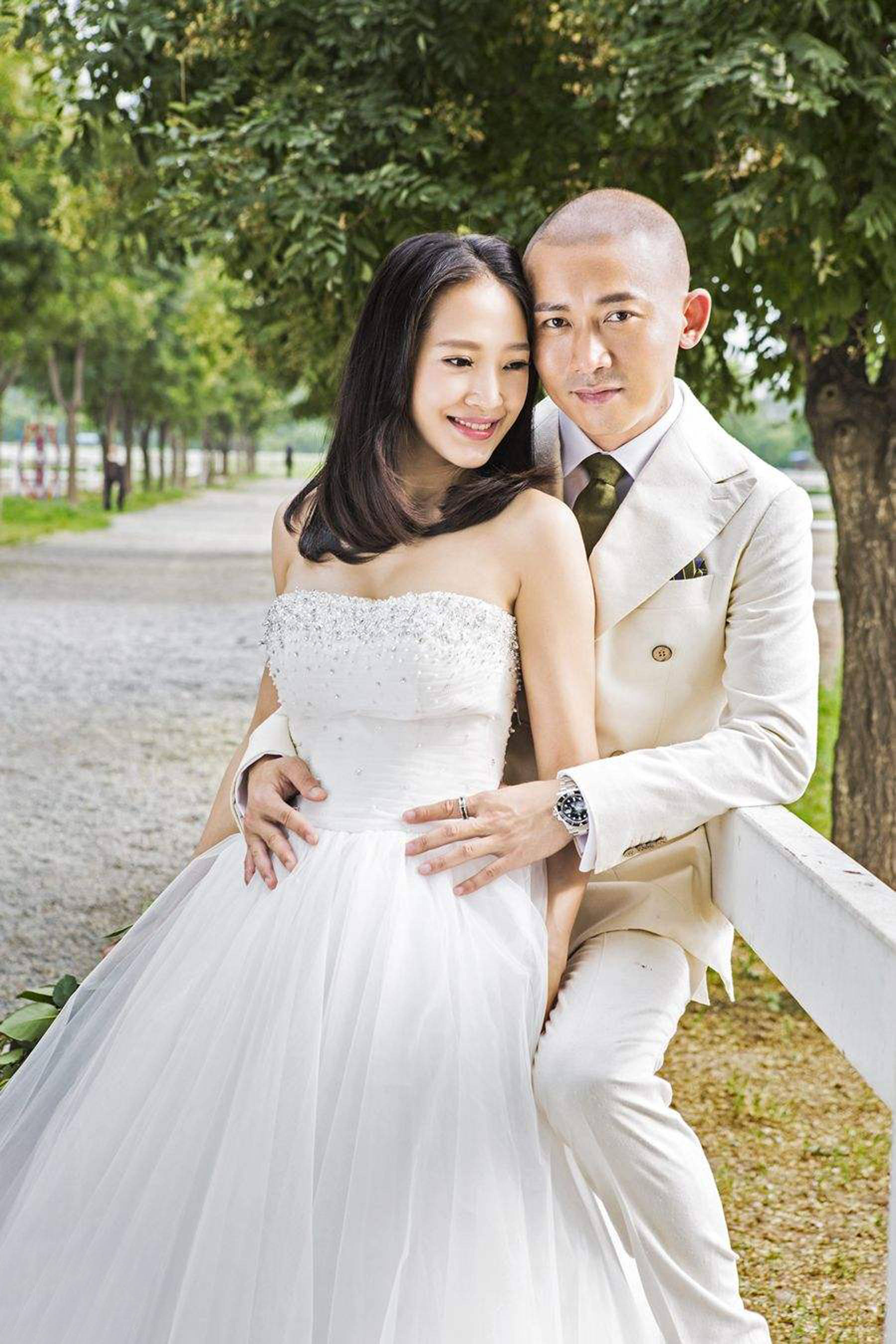 著名演员聂远:风雨中贤妻高擎爱的旗帜