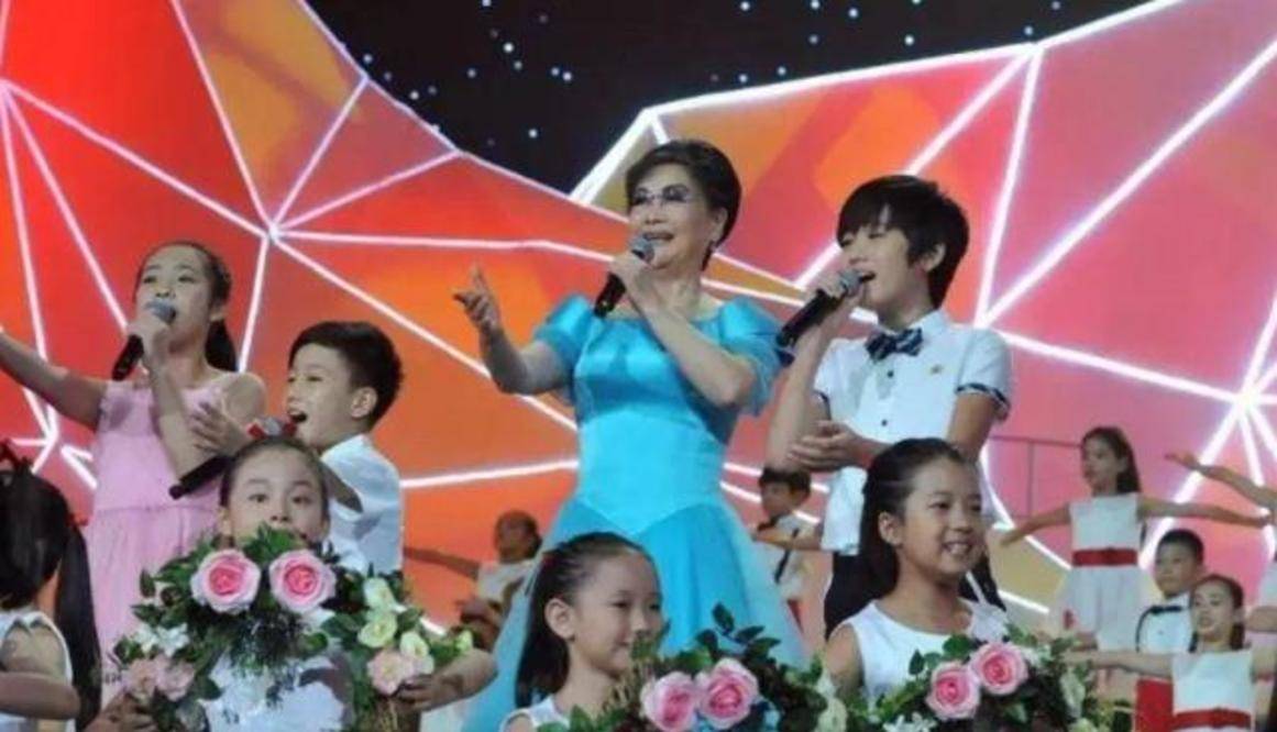 原创宋亚轩曾不被人看好,全场只有李谷一打开了他心中的大门!