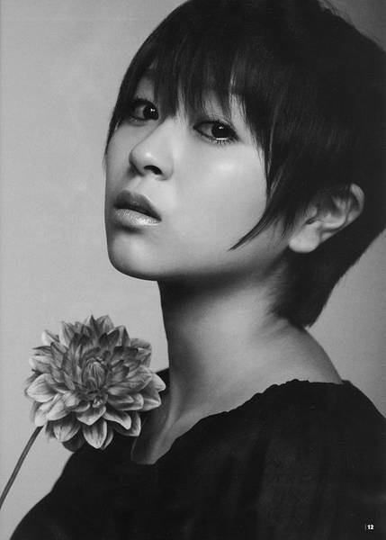 宇 多 田 光   utada hikaru