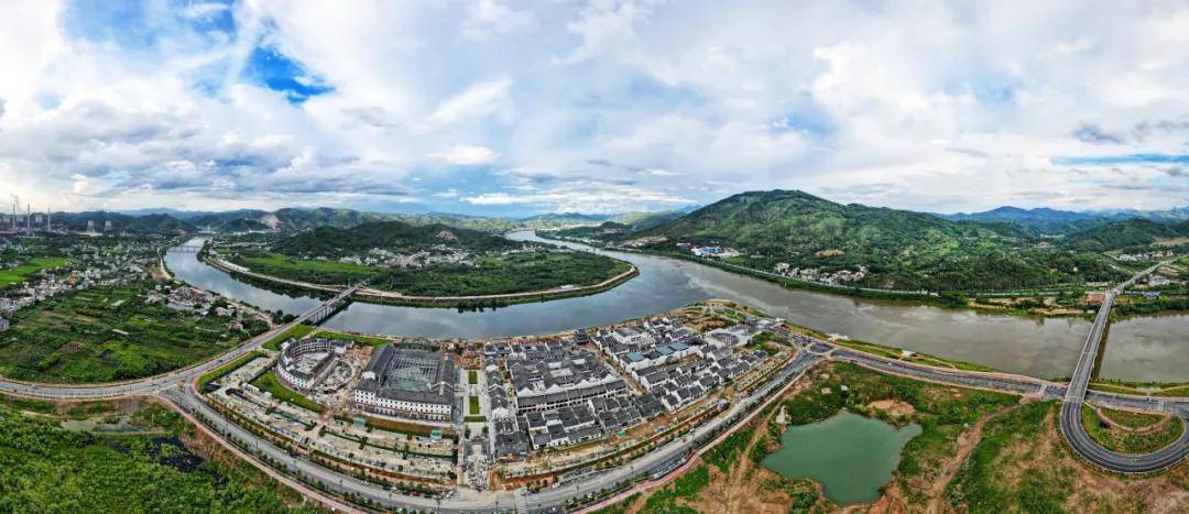 翼天文旅集团,梅州客都人家喜获2021文旅卓越企业,2020最佳文旅项目