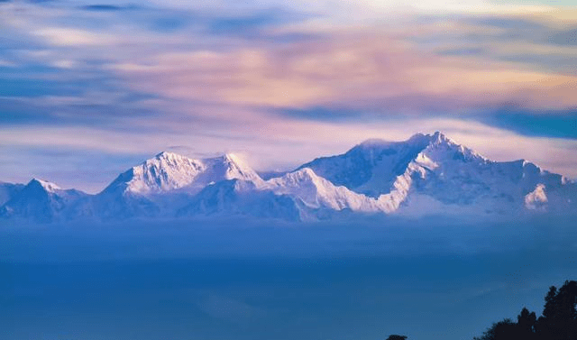 世界第三高峰干城章嘉峰