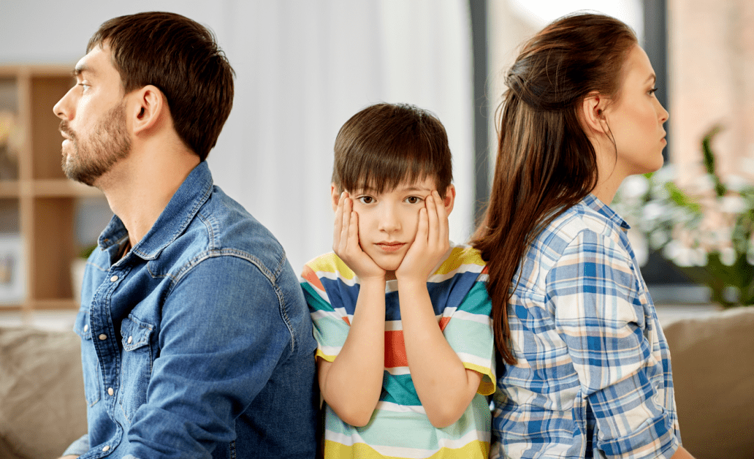 父母离婚,孩子的抚养权如何判定,抚养费如何计算?