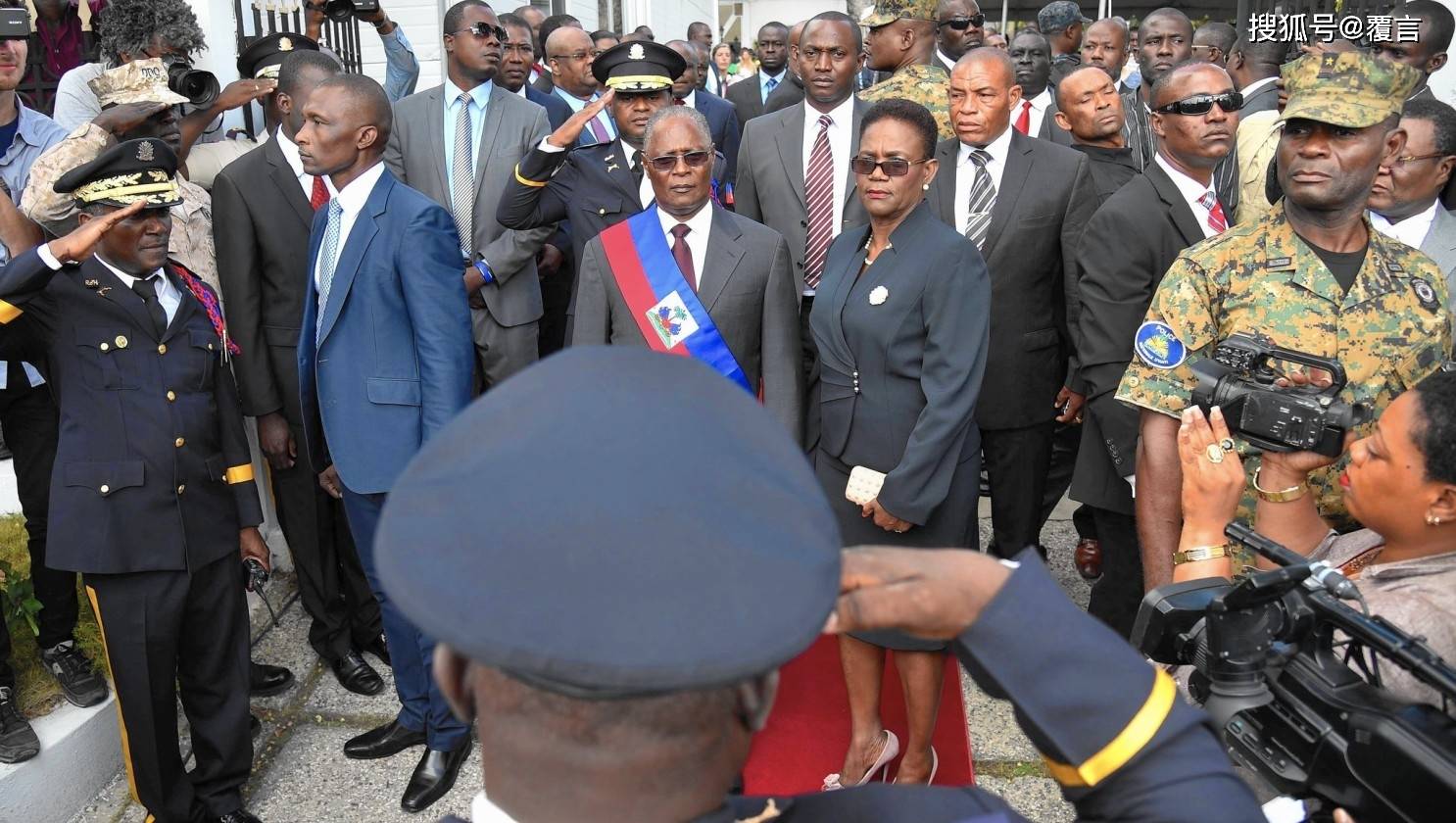 原创涉嫌违宪!在海地总统遇刺后,总理却着急继位"代理总统"