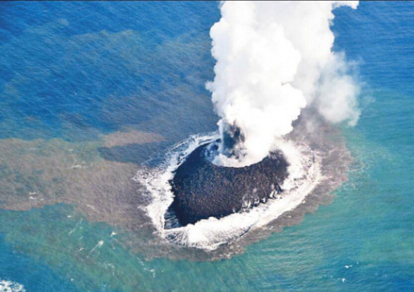 原创为什么海底火山能在海里喷发难道海水不能把它浇灭吗