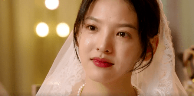 《你的婚礼》是韩天执导,许光汉,章若楠领衔主演的剧情爱情片,片中