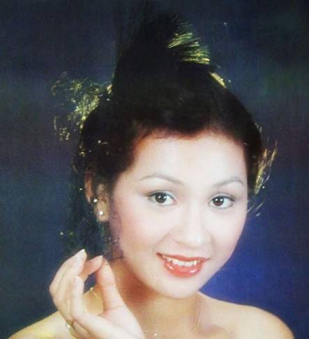 原创14岁便与名导演相恋,曾与周润发闪婚闪离,如今60岁潇洒自在?