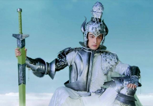 原创《仙剑三》天帝送来了飞蓬的头盔,为何不把镇妖剑一并送来?