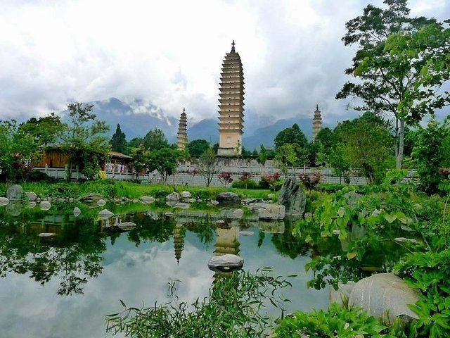 崇圣寺三塔:被誉为"大理地标",历史悠久,值得一去