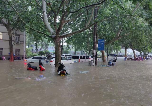 河南某大学教授对河南水灾的判断:超常暴雨是"缘",软硬件问题是"因"