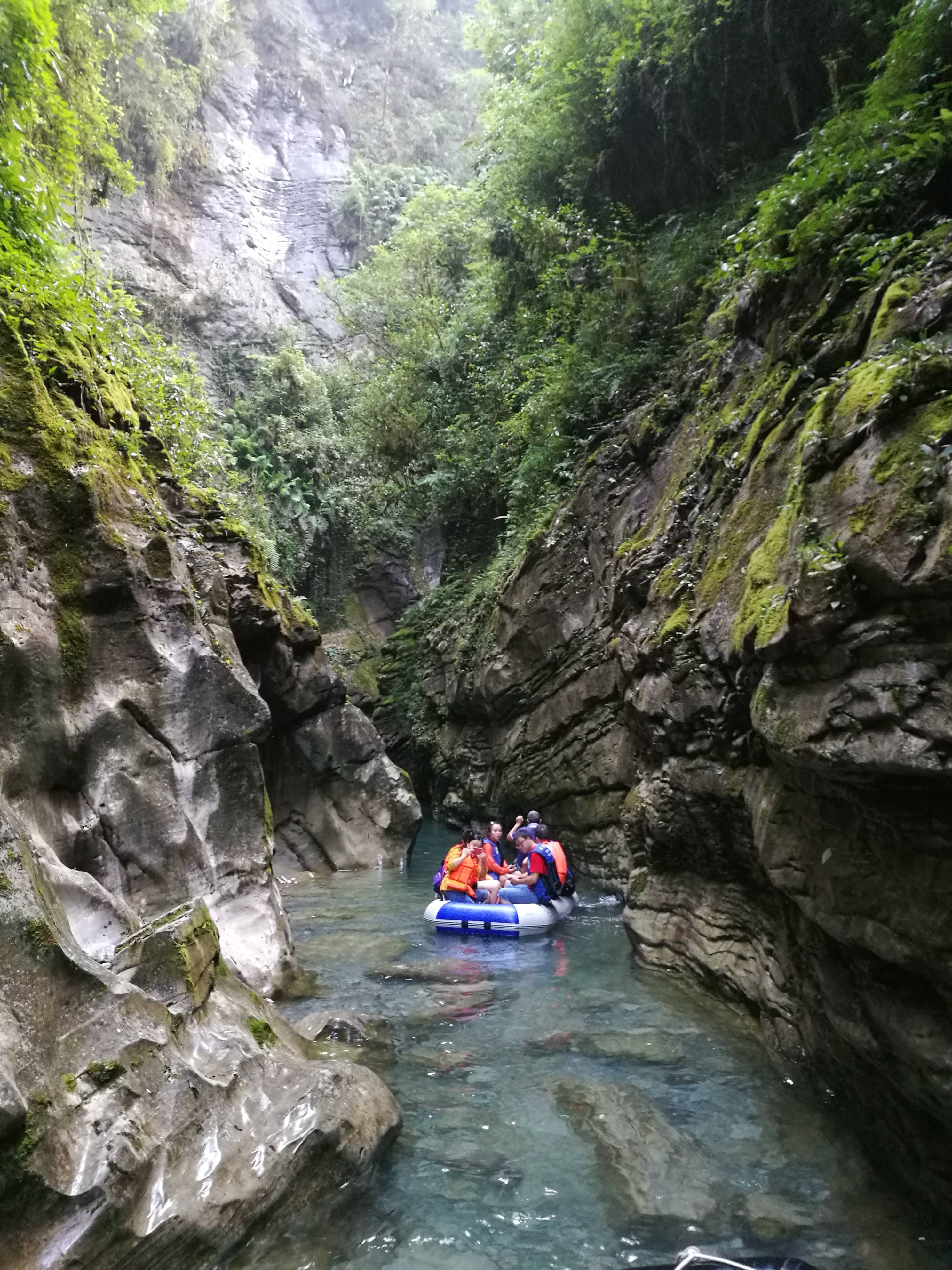 恩施大峡谷,躲避峡,清江古河床,张家界,天门山12天14晚自由行