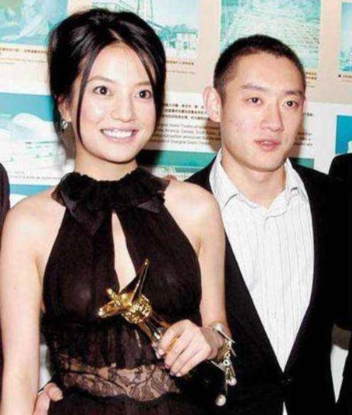原创赵薇富二代新男友疑曝光,小燕子爱情路跌宕起伏,历届男友都出色