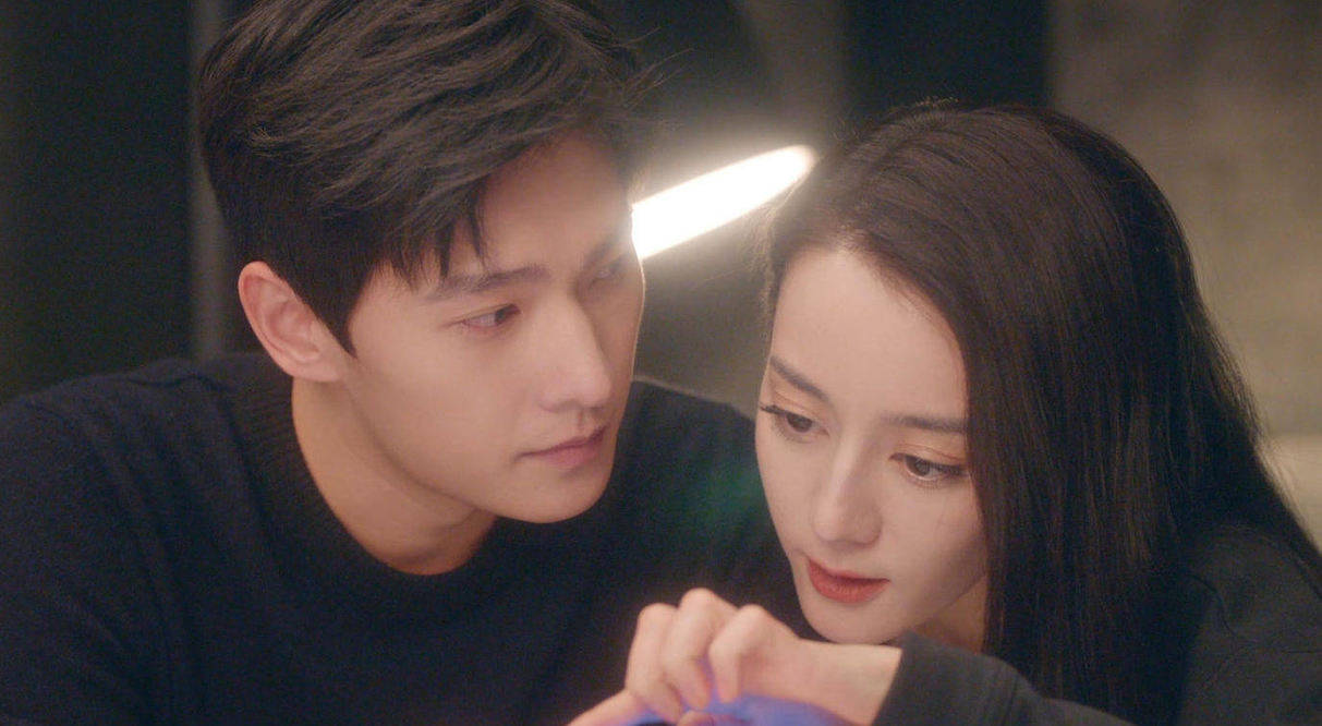 原创《你是我的荣耀》大结局:于途乔晶晶举行集体婚礼,关在癌症病愈