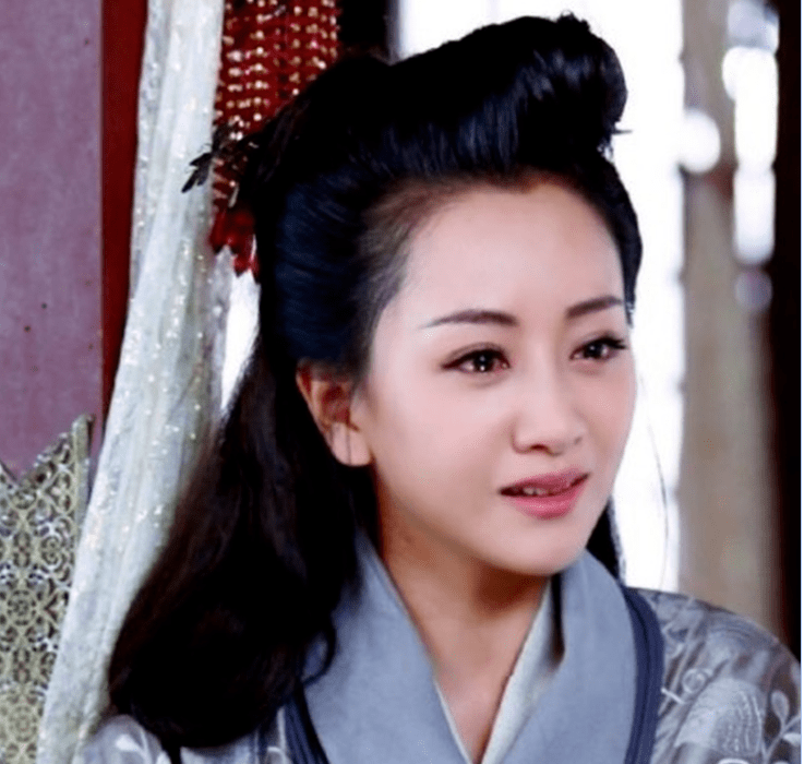 原创万年女二的杨蓉,在《玉楼春》中的一滴泪,碾压了不知多少女主