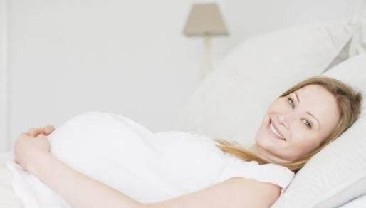 孕早期,怎么减轻孕吐？不妨试试5个缓解孕吐的小妙招！