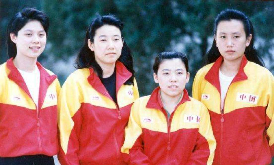 爱笑的女孩不会有坏运气.1987年12月,乔红入选国家乒乓球队.