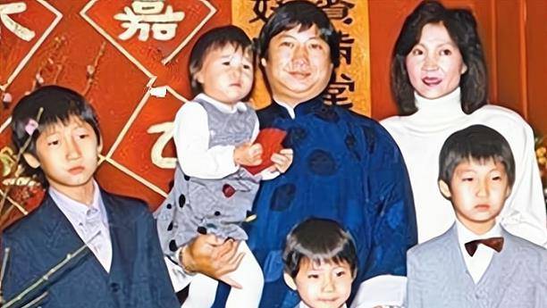 洪金宝韩国前妻近照罕曝光!穿扮质朴不张扬_曹恩玉