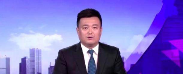 原创央视主播宋鹏飞主持节目的画面引发网友热议